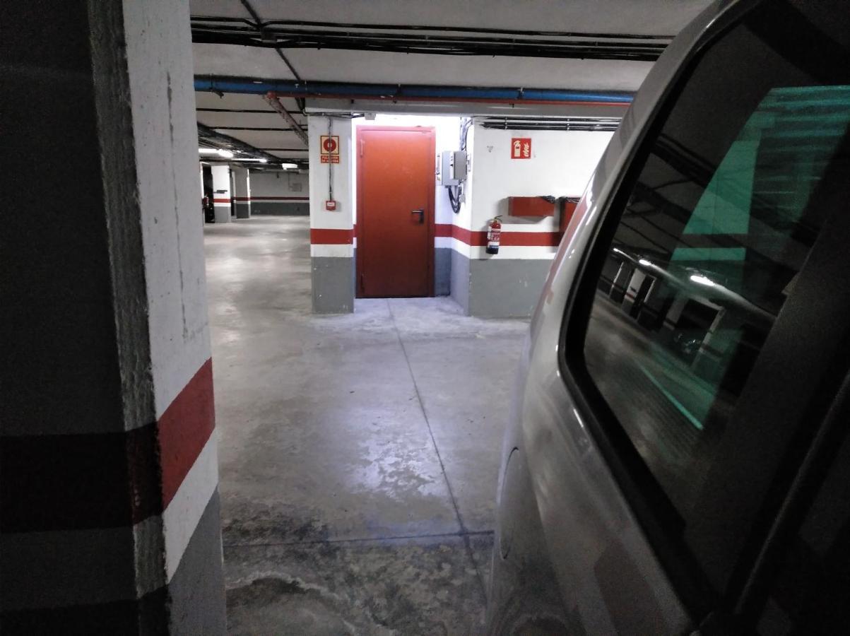 Andramari Tourist Home Parking& Wifi Amorebieta-Etxano Eksteriør billede