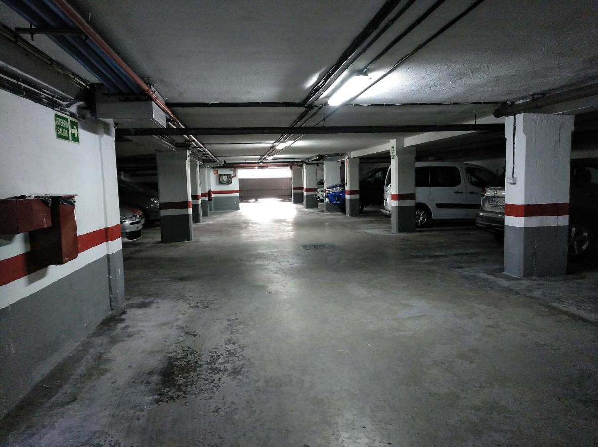 Andramari Tourist Home Parking& Wifi Amorebieta-Etxano Eksteriør billede